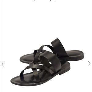 Wrap London Made in Italy “Vero Cuoio” black slide, size 9